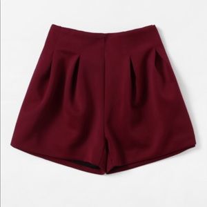 Burgundy Zip Up Pleated Shorts